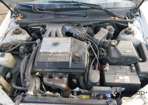 2000 Toyota Avalon Xls from USA, damaged, VIN 4T1BF28B9YU111400